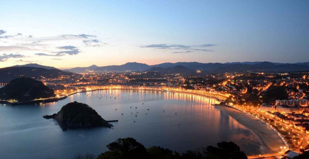 Apartamento Villabona - Mar Y Montana Elegante Apt P8 Con Wifi Gratis Exterior photo